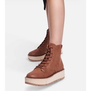 NEW! Dolce Vita Tig Platform Lace Up Boots Size 6.5